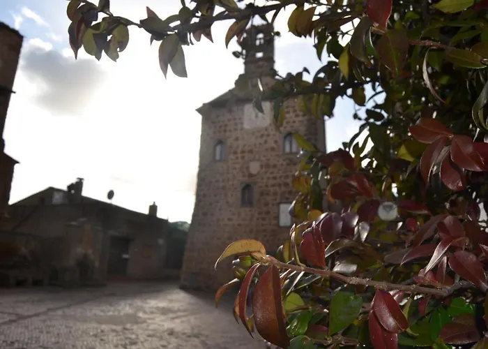 Notti Etrusche A בית הארחה 3*